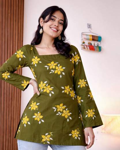Elegant Green Stylish Back Dori kurti