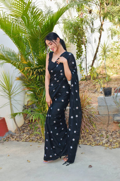 Black Daisy Radiance Saree